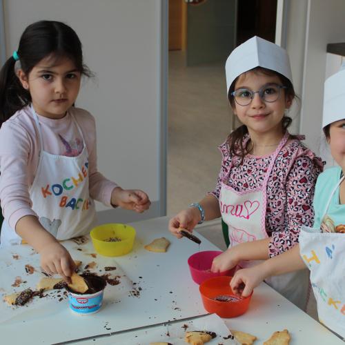 Kekse backen - Gruppe Mondschaukel