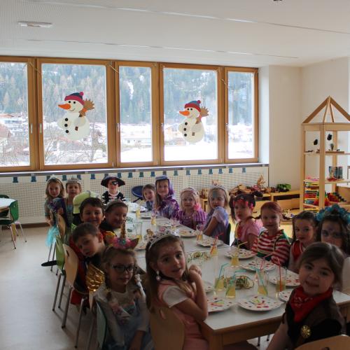 Fasching Gruppe Sternschnuppe