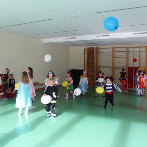 Fasching Gruppe Sternschnuppe