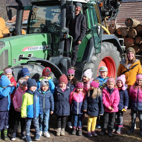 Besuch beim Sägewerk Mondschaukel