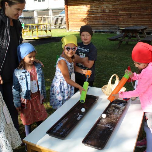 Energiewichtelfest Sonnenstrahl und Mondschaukel