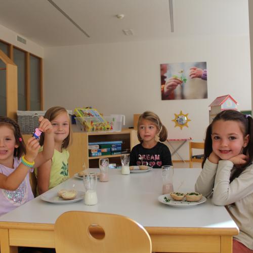 "Wir backen unser eigenes Brot" -Gruppe Sternschnuppe