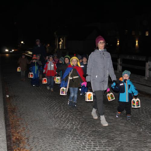Der Laternenspaziergang der Gruppe Sonnenstrahl