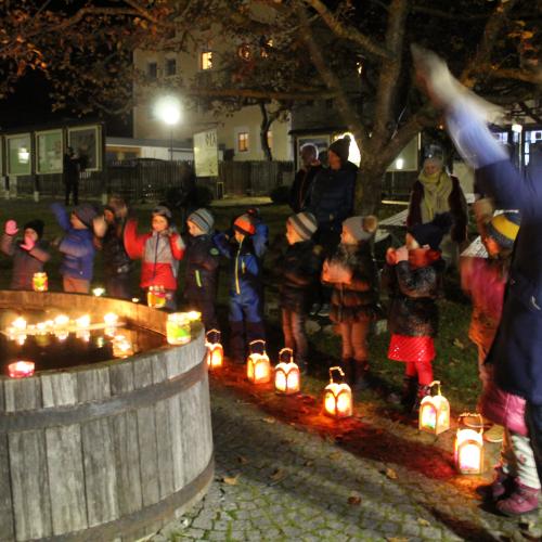 Der Laternenspaziergang der Gruppe Sonnenstrahl