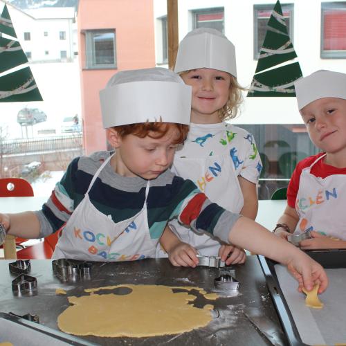 Das Kekse backen in der Gruppe Sonnenstrahl!