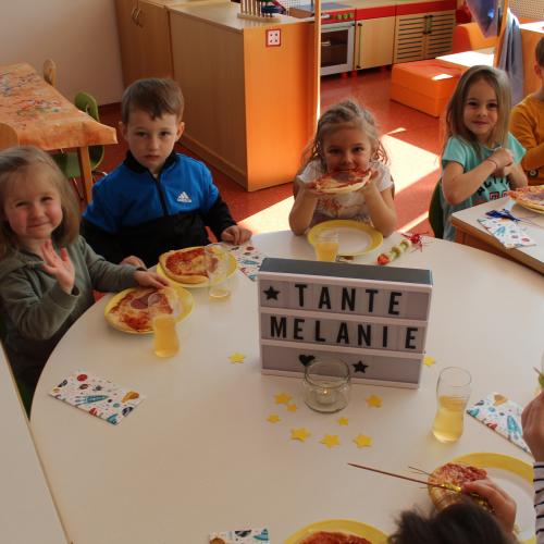 Goodbye Tante Melanie!