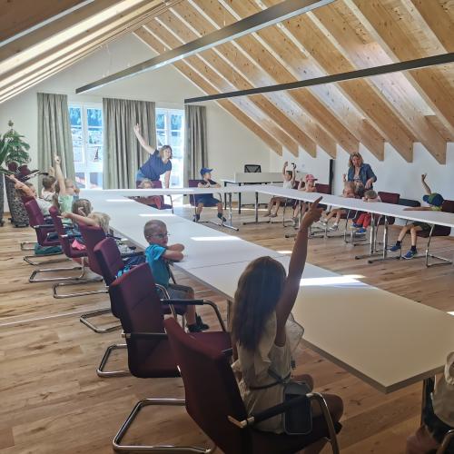 Gruppe Regenbogen auf der Gemeinde!