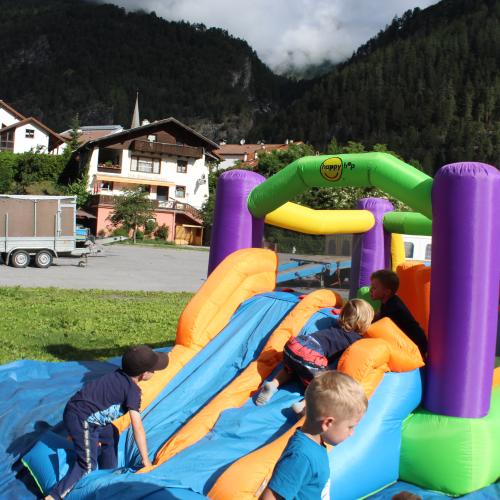 Bewegungsfest der Gruppe Sternschnuppe!