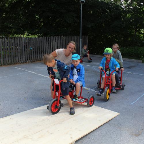 Spielplatzfest "Müll"