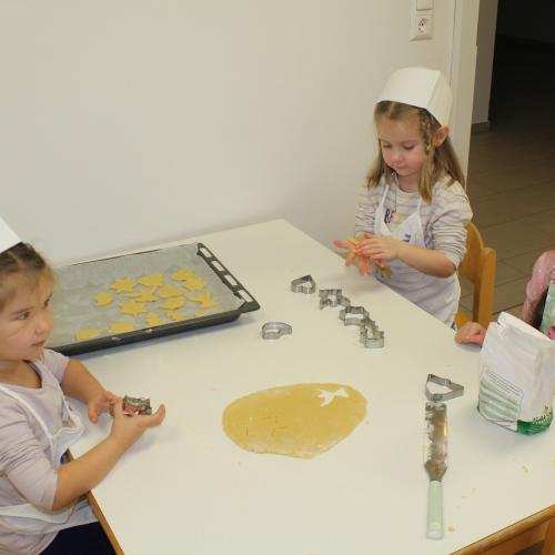 Kekse backen -Mondschaukel