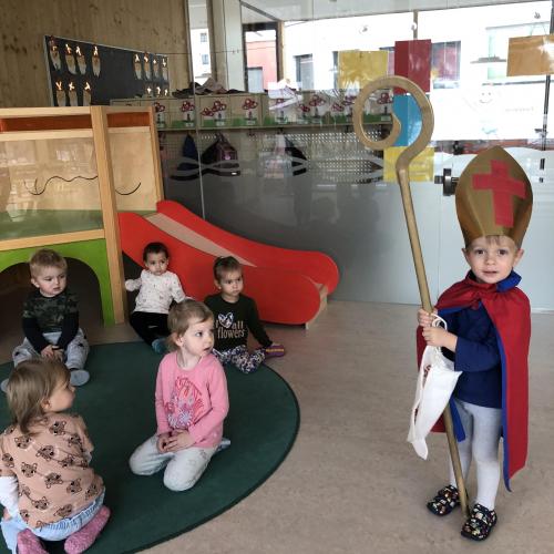 Nikolaus Kinderkrippe