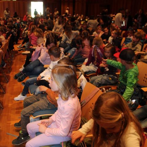 Theater der Regenbogenfisch 