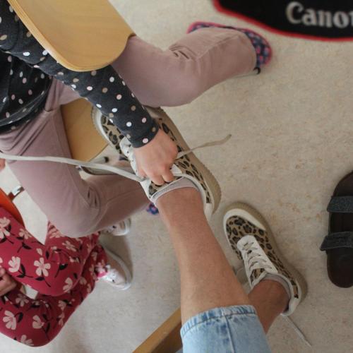 Schuhe binden