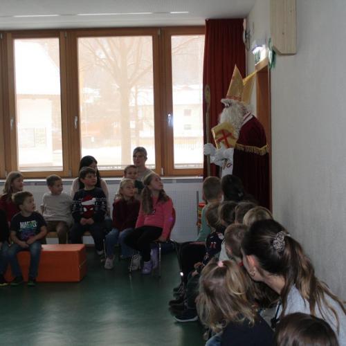 Nikolaus besucht uns im Kindergarten