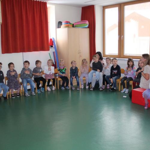 Nikolaus besucht uns im Kindergarten