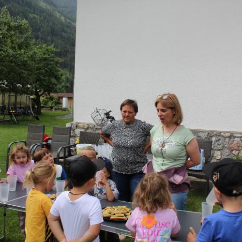 Besuch am Koahof - mit unseren Kräuterexpertinnen Petra und Erika