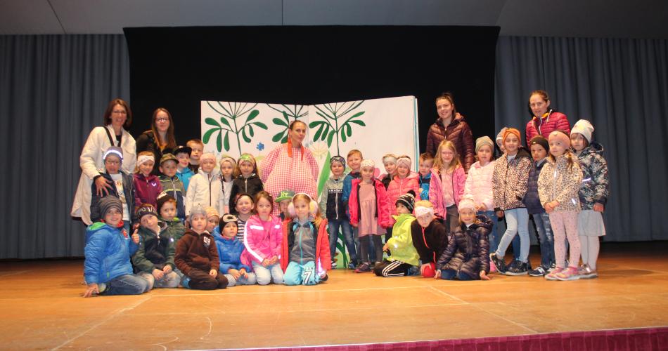 Theaterbesuch "Das kleine Ich bin Ich"